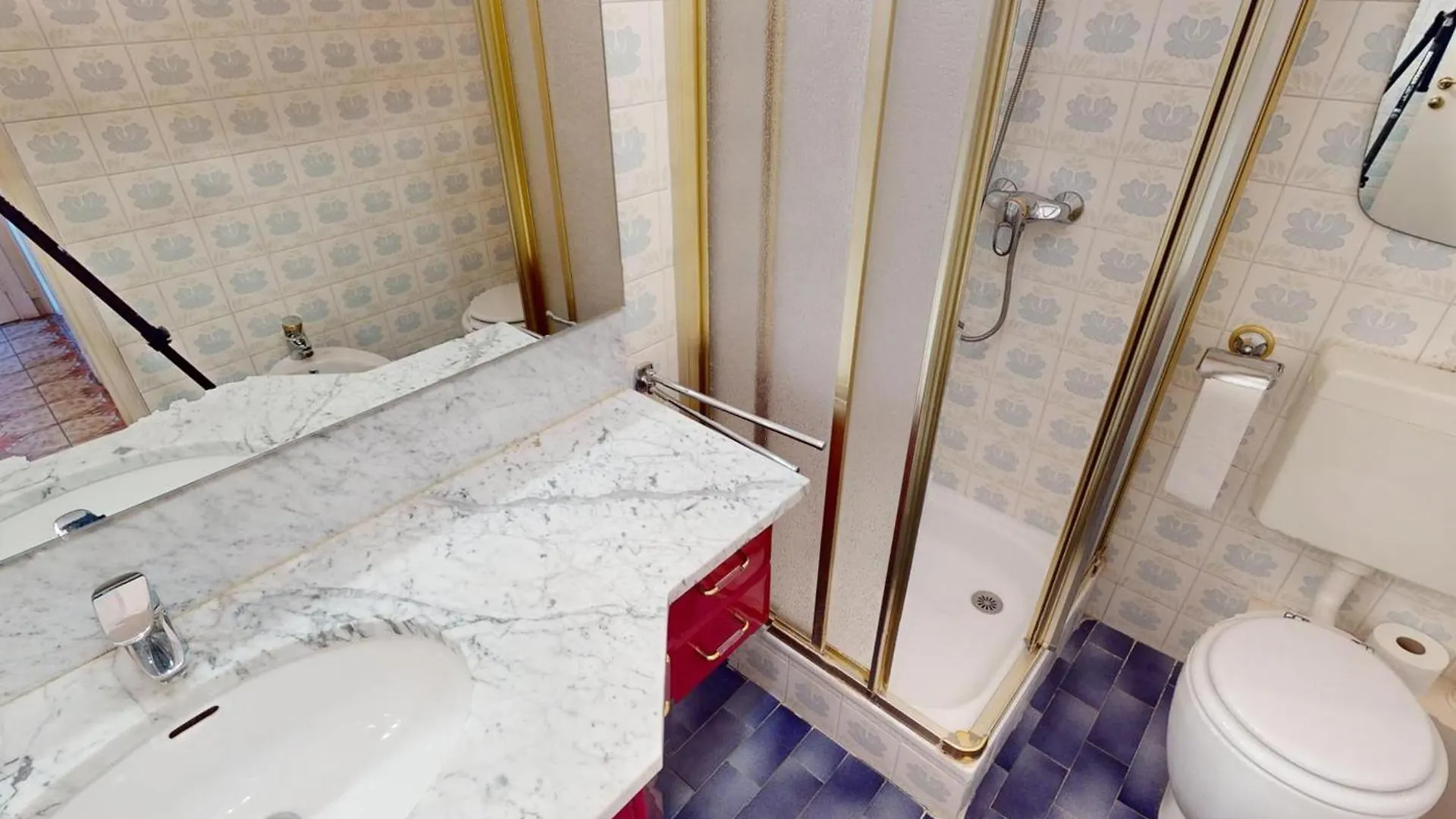 Apartment 3P Calme Climatise Avec Terrasse, Vue Mer Et Parking - Fr-1-196-373 Menton