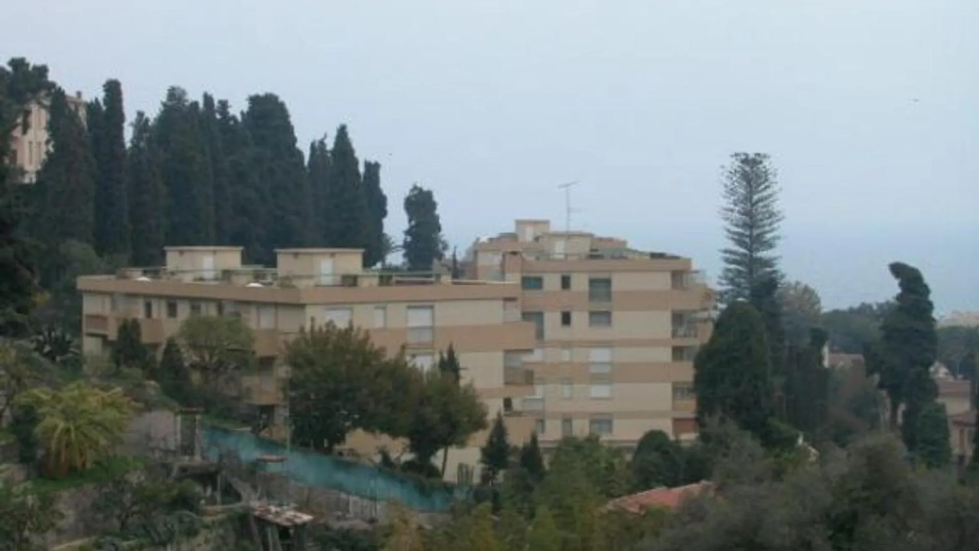 3P Calme Climatise Avec Terrasse, Vue Mer Et Parking - Fr-1-196-373 Μεντόν Γαλλία