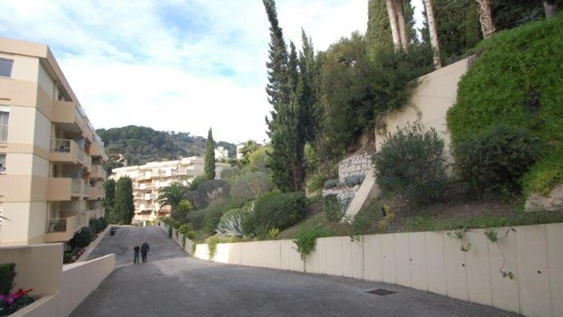 3P Calme Climatise Avec Terrasse, Vue Mer Et Parking - Fr-1-196-373 Μεντόν 0*,  Γαλλία